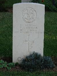 Salonika (Lembet Road) Military Cemetery - Leonard, William James